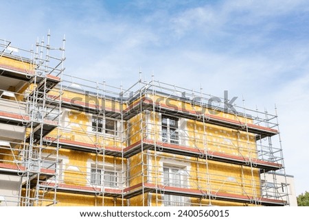 Energy renovation. External thermal insulation of condominium buildings. (ITE in France)