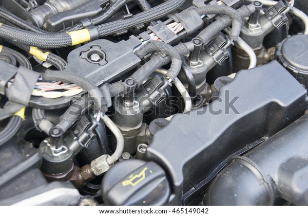 Engine\
details in perspective. Diesel engine -\
Motor