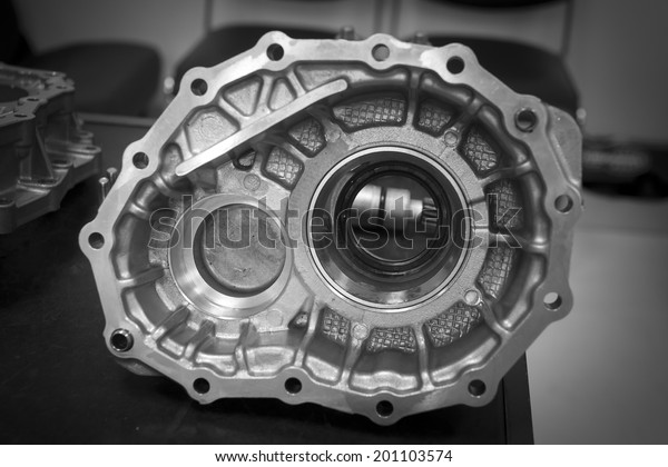 Engine gear\
cover