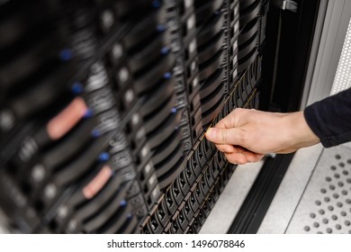 IT Engineer Installing Server Drive In San at Datacenter