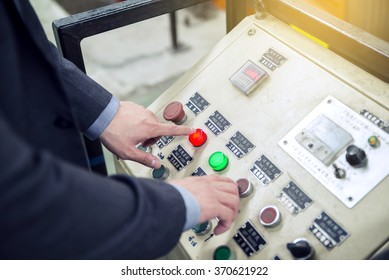 Engineer  Using Automated  Machine And manufacturing Wire