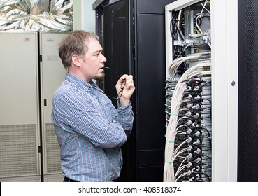 IT Engineer with wires
