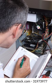 IT Engineer Working