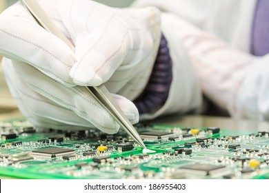 Engineering And Electronic Component Quality Control In QC Lab On Computer PCB Turnkey Manufacturing