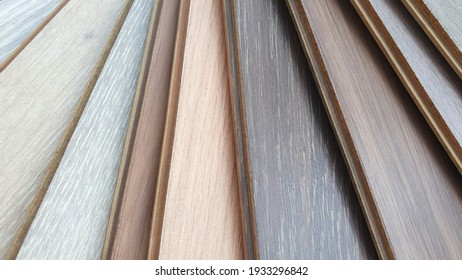 Engineering Or Veneer Wooden Flooring ,click-lock Type ,samples Palette Contains Multi Color Tone And Pattern Of Oak Wood. 