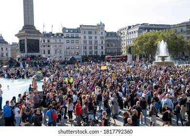 England, London - September 19 2020 - Protest Against Covid-19 Lockdown And Restrictions Held In Trafalgar Square - Photographer : Brian Duffy