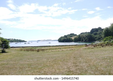 English Chanel Bay Across Grass Lands