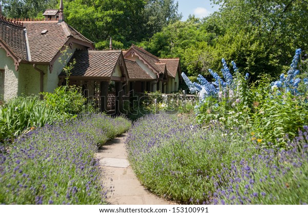 English Cottage Garden Path Leading Entrance Stock Photo Edit Now 153100991