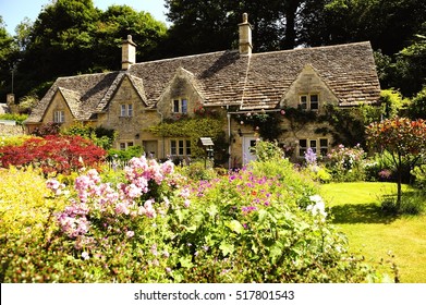 Country Cottages Images Stock Photos Vectors Shutterstock