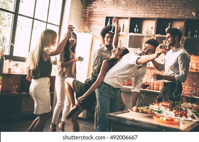 Home Party Dance」の画像、写真素材、ベクター画像 | Shutterstock
