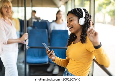 1,003 Students Inside Bus Images, Stock Photos & Vectors | Shutterstock