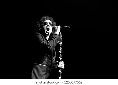 Enrique Bunbury Live On Stage In Paris - Elysee Montmartre - France December 12, 2018