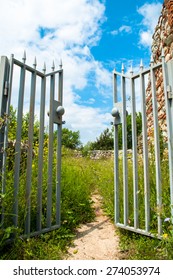 Enter, Open Grid Gate 