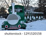 entertaining train to the park