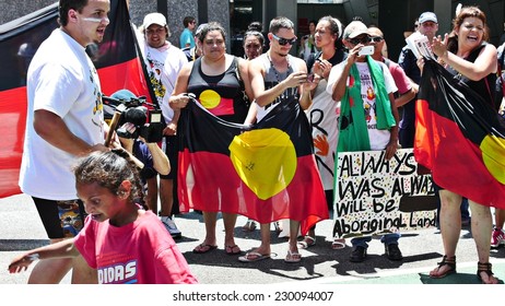 Enthusiastic Protesters At G20 Summit.   The Brisbane Blacks, Put On A Demonstration In Brisbane For Aboriginal Rights And The Stolen Children. Brisbane, Queensland, Australia. November 2014.