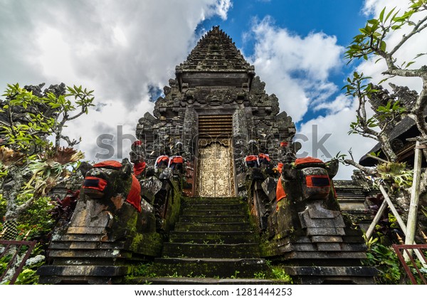 Entrance Gate Balinese Temple Pura Ulun Buildings Landmarks