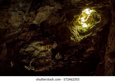 Entrance Karst Cave Mountain Natural Cave Stock Photo 572462353 ...