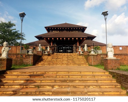 The entrance of the Manelwatta Temple in Kelaniya