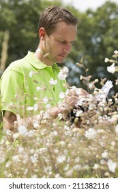 Enviromental Scientist Researching The Environment And Natural Diversity 