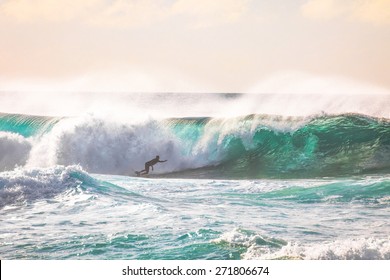 Epic Hawaiian Surf On Oahu's North Shore