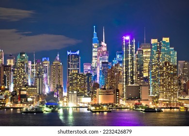 Epic skyline of New York City uptown west waterfront evening view, United States of America