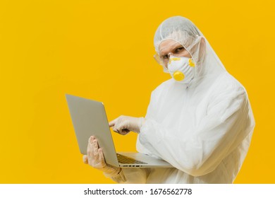Epidemiologist using a laptop works with samples