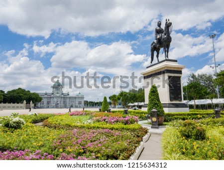 The Equestrain Statue Of King Chulalongkorn , ananta samakhom throne hall