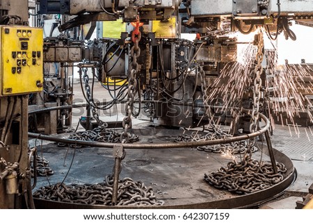 Equipment for manufacturing and welding chains