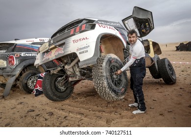 
Erfoud, Morocco. October 9, 2017. Oilibya Cross-Country Rally Of Morocco, Preparation To Dakar 2018. Daniel Elena, Co-driver Sebastien Loeb, Peugeot.

