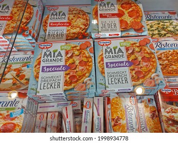 Erfurt, Germany - 06 26 2021 Frozen Pizza In A Freezer Brand Dr.Oetger Variety La Mia Grande