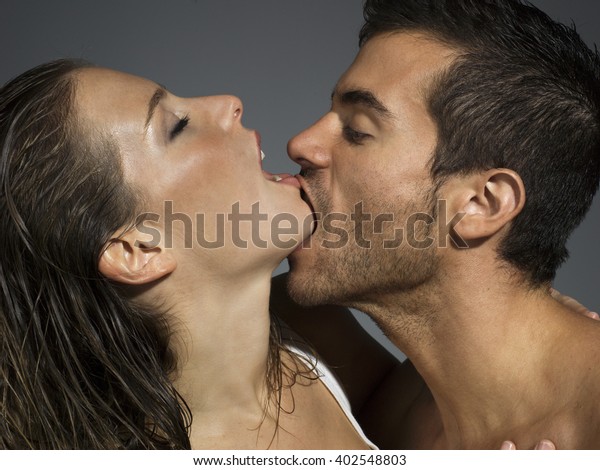 Erotic Kissing Pics