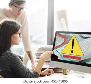 Error Disconnect Warning Failure Concept