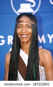 Erykah Badu At 2002 Grammy Awards, LA, CA 2/27/2002