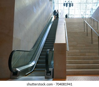 escalator