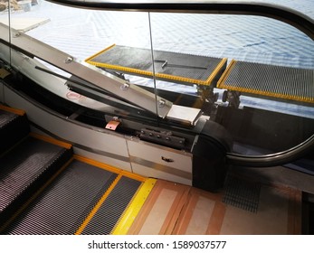 673 Escalator repair Images, Stock Photos & Vectors | Shutterstock