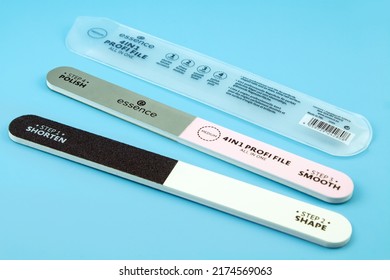 Essence Profi Nail File  4 In 1 All In One On Blue Background