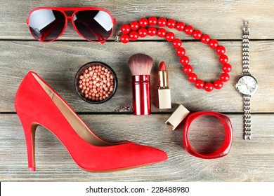 16,569 Essentials Woman Background Color Images, Stock Photos & Vectors ...