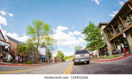 Estes Park, Colorado, USA-May 27, 2018 - Driving Through Downtown Of Estes Park In The Summer.