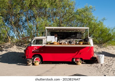 Pärnu, Estonia - July 11, 2021: Cocktail Bar In A Retro Van On Pärnu Beach. Unique Old ErAZ 762V Armenian Minivan Converted Into A Food Truck