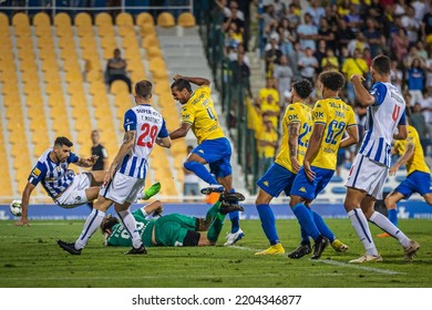 Estoril, Portugal - 09 17 2022: Liga BWIN Game Between Estoril Praia And F.C Porto; Mehdi Taremi Tackled By Dani Figueira