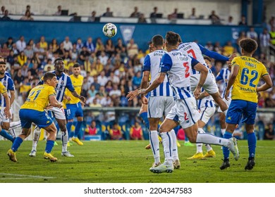 Estoril, Portugal - 09 17 2022: Liga BWIN Game Between Estoril Praia And F.C Porto; Big Chance For Porto After A Header