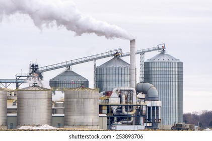 Ethanol Refinery In The American Midwest