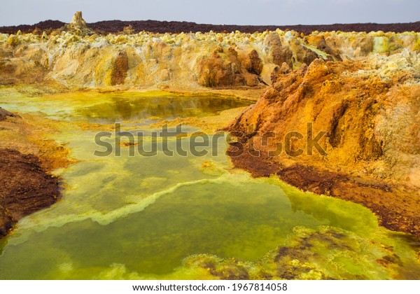 Ethiopia, Danakil,11 novembre 2019, the danakil\
depression is part of the Afar Triangle in Ethiopia, a geological\
depression that has resulted from the divergence of three tectonic\
plates. 