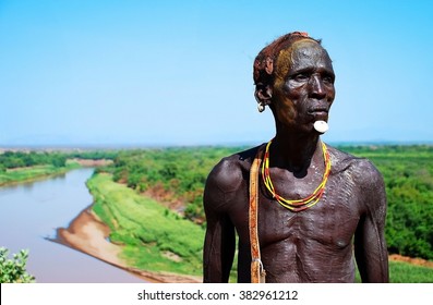 Ethiopia man, omo valley, 