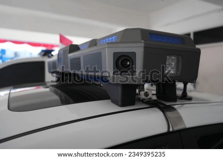 The ETLE Mobile camera installed in the Indonesian police car