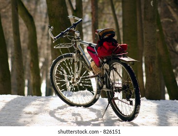 Etude with bicycle