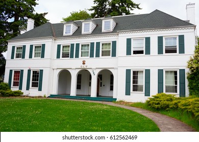 EUGENE, OR - MAY 13, 2015: Large Sorority In A Mansion On The University Of Oregon Campus In Eugene.