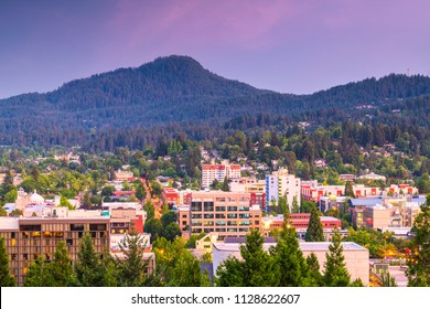 Eugene, Oregon, USA downtown cityscape at dusk.