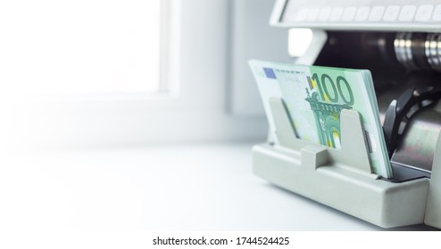 Euro EUR Banknotes Of 100 On Money Counter Machine. Automatic Money Counting In The Machine - Image