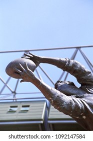 Europe UK London Twickenham Rugby Ground 2007. Male Bronze Statue Of Rugby Player Catching The Ball. 